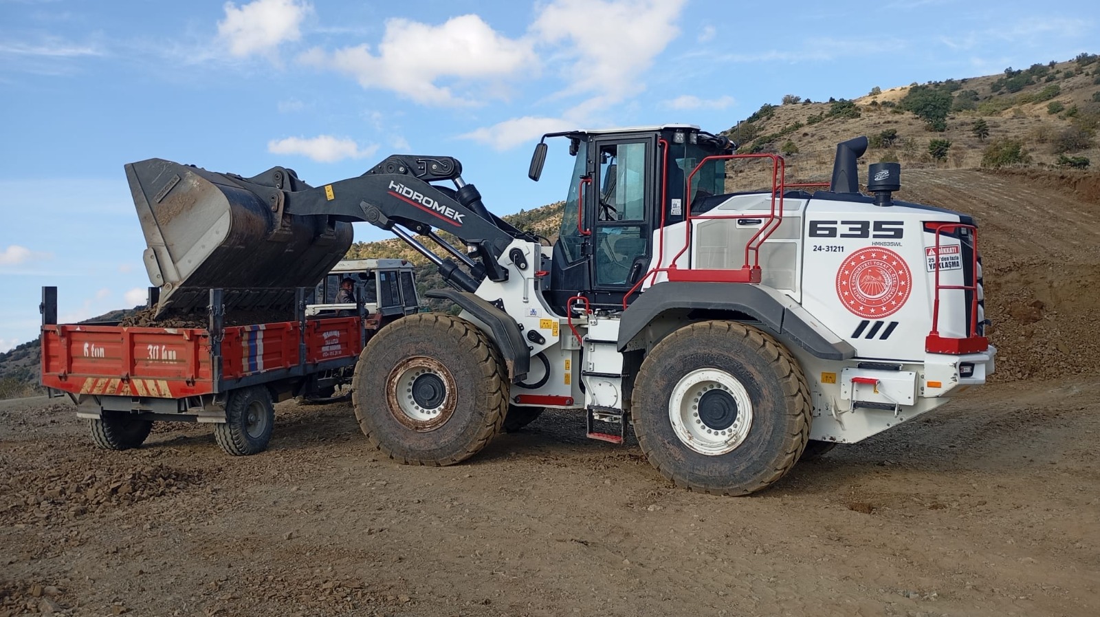 Yol, Altyapı ve Su Çalışmalarımız (G33g9l7X0AAmq2s.jpg)